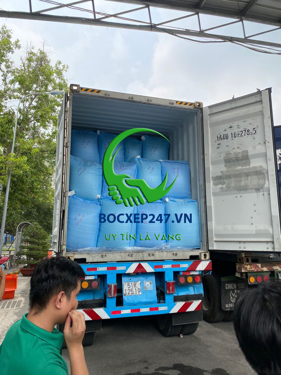 Dịch Vụ Bốc Xếp Hàng Hóa Long An: Giải Pháp Hiệu Quả Cho Doanh Nghiệp