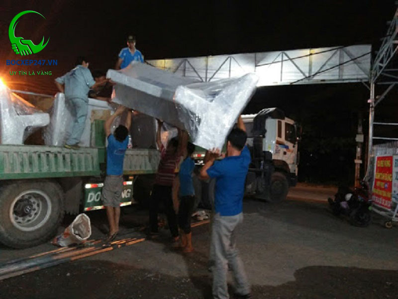 Việc làm bốc xếp ca đêm