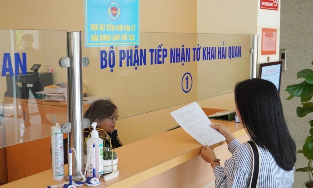 bo-phan-tiep-nhan-to-khai-hai-quan.jpg