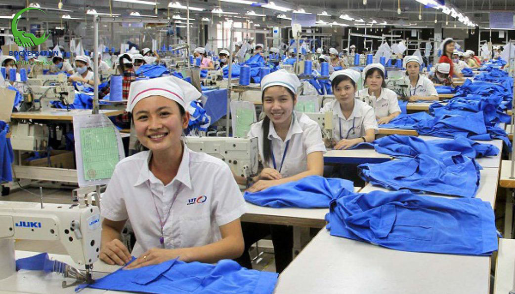 Cung Ứng Lao Động May Mặc: Vượt Qua Thiếu Hụt 50.000 Công Nhân