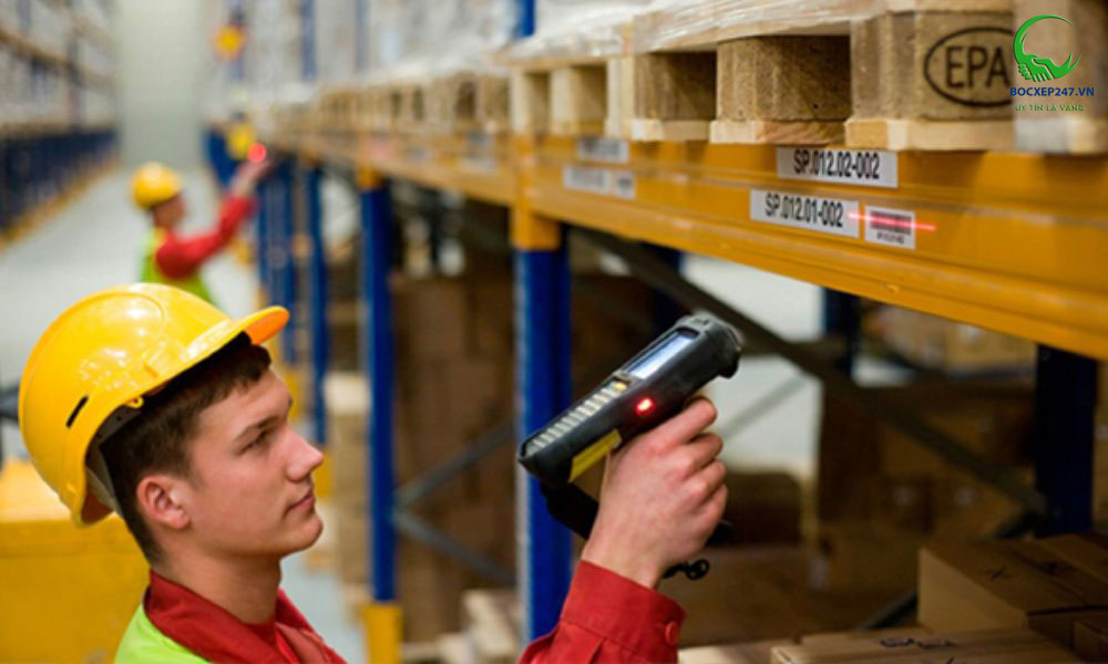 Kiểm soát hàng hóa qua mã vạch